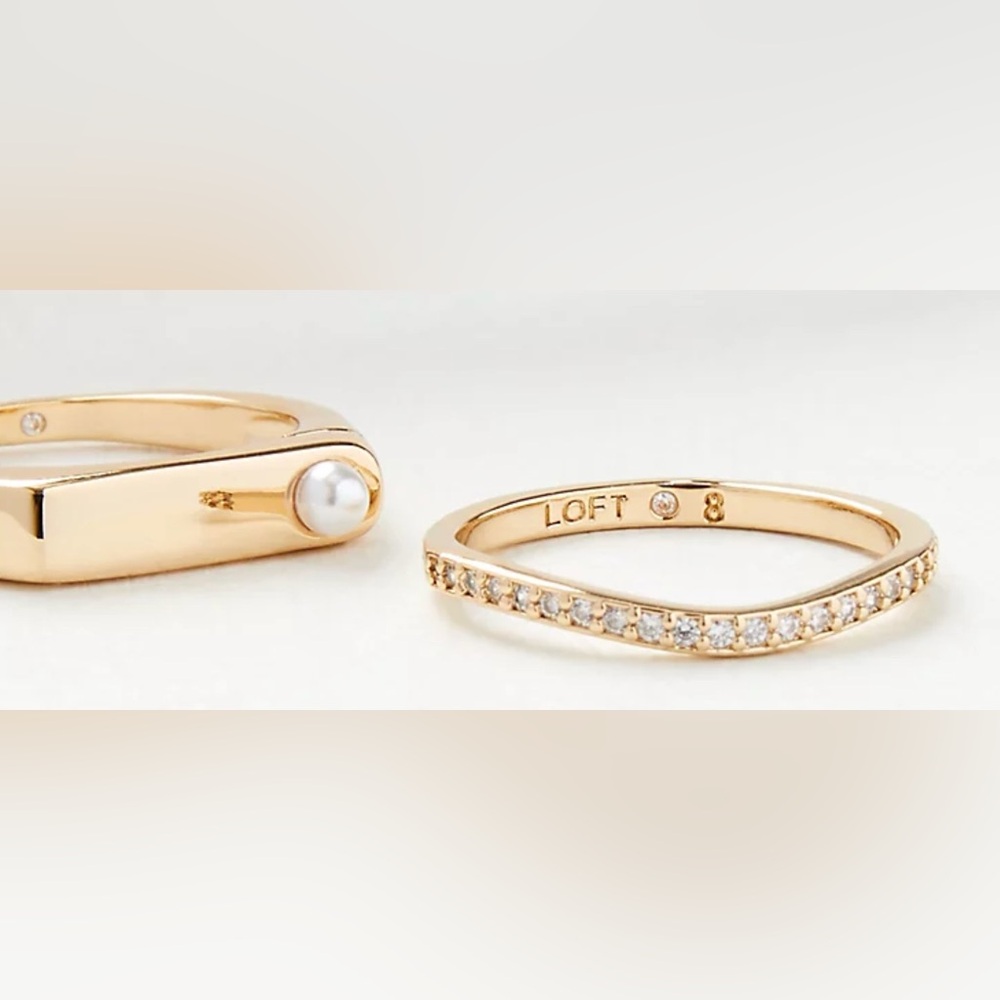 NWT LOFT Pearlized Ring Set